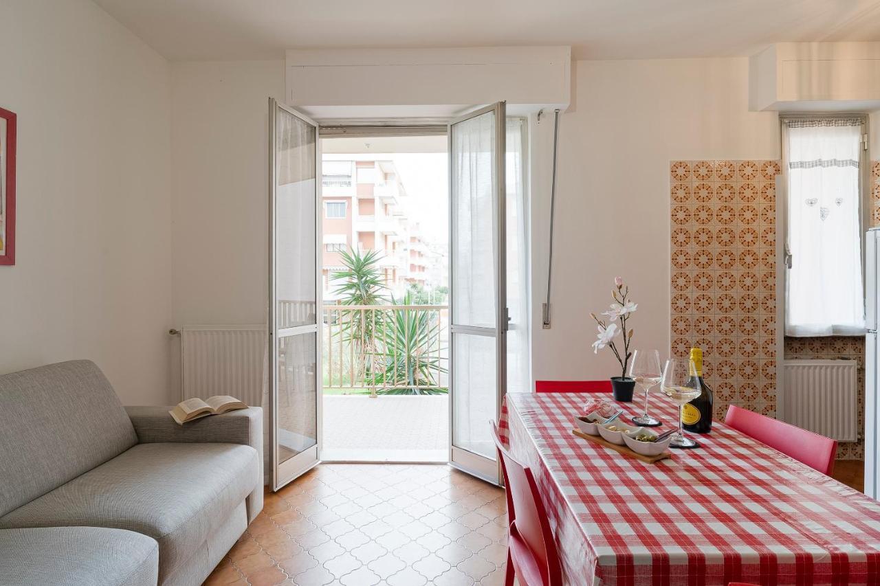 Near The Sea - Wifi And Parking Apartment Ventimiglia Ngoại thất bức ảnh